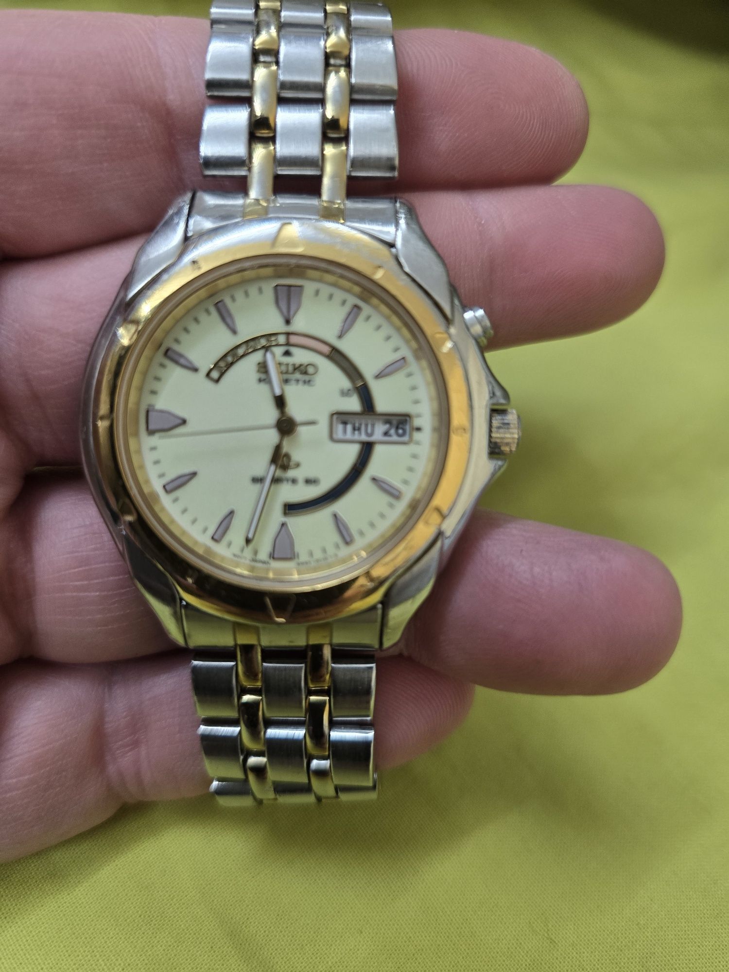 Seiko Kinetic Lumed Dial