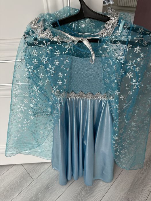 Новогодний  костюм Эльзы