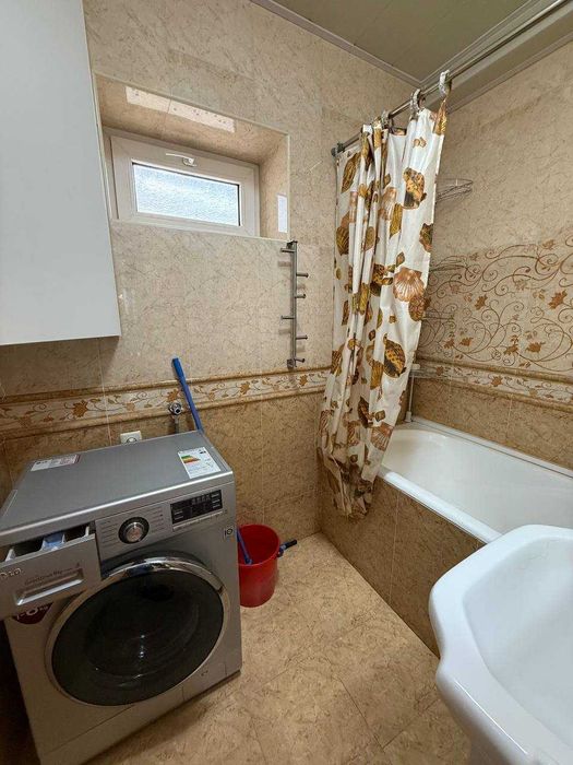 Сдается 3-комнатная квартира на Госпитальном рынке