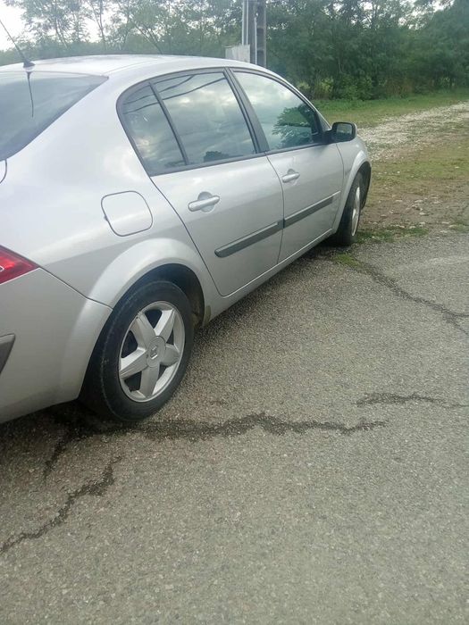 Vând Renault Megane 2 hidramata