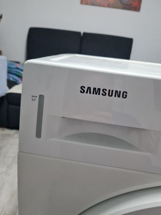 Uscător de rufe marca SAMSUNG,adus din Germania,în stare impecabilă