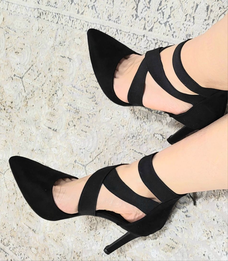 Pantofi negri stiletto catifea toc 9 cm