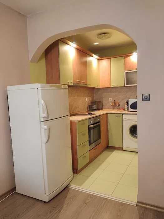 Продава се Двустаен апартамент в Бургас, Възраждане - 59 кв.м за 635 €/кв.м - Снимка #3