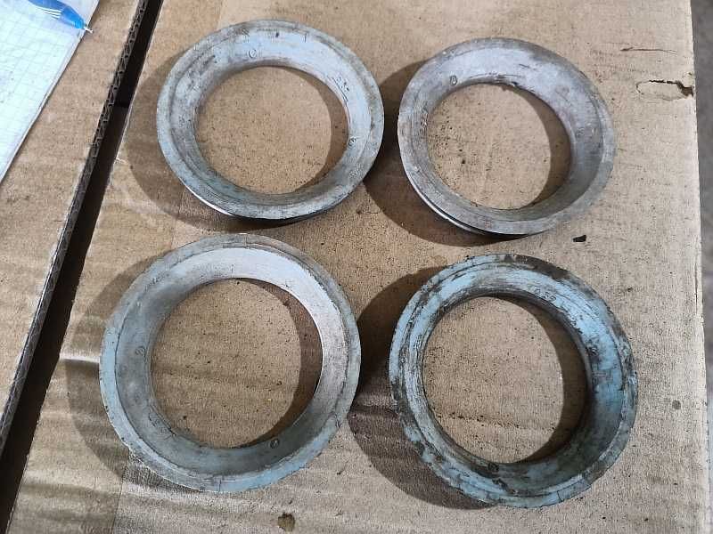 Продам пластмассовые центровочные кольца с 76.0 на 57.1 мм. 8000 тг.