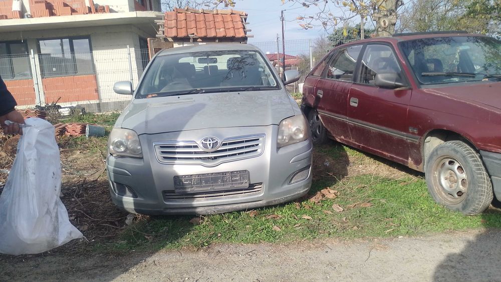 Toyota avensis 2007 2.0 дизел