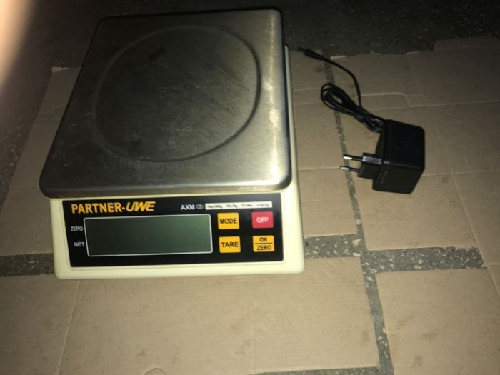 Cantar Uwe Partner AXM-3000