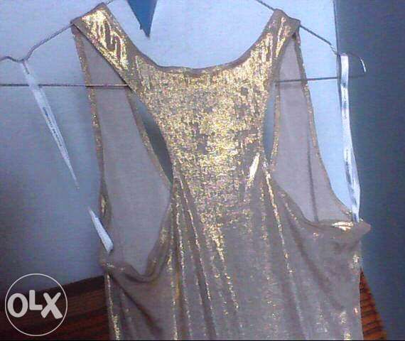 rochie aurie Dorothy Perkins pt. petreceri și evenimente