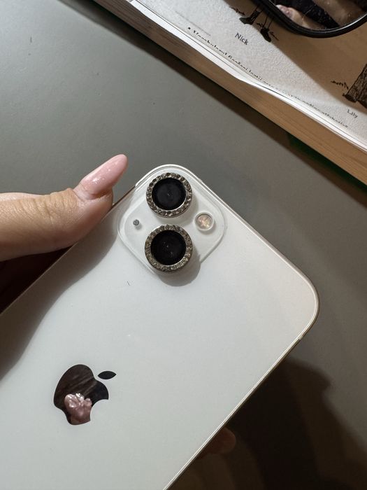 Iphone 13, inca in garantie in Altex