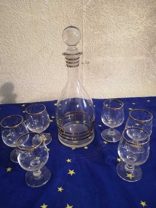 Стеклянный набор с графинчиком