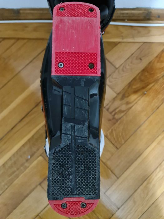 Vand Clapari schi Fischer RC4 110 VACUUM BLACK/WHITE Termoformabili