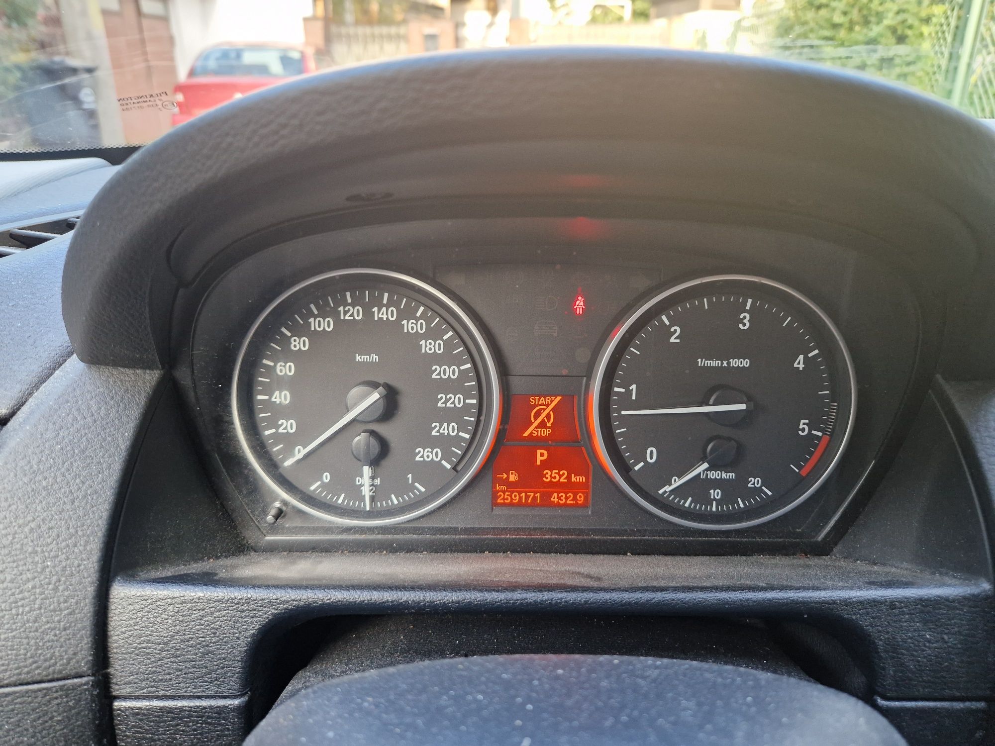 Bmw  x1 E 84 1.8 x drive, 2015 aprilie