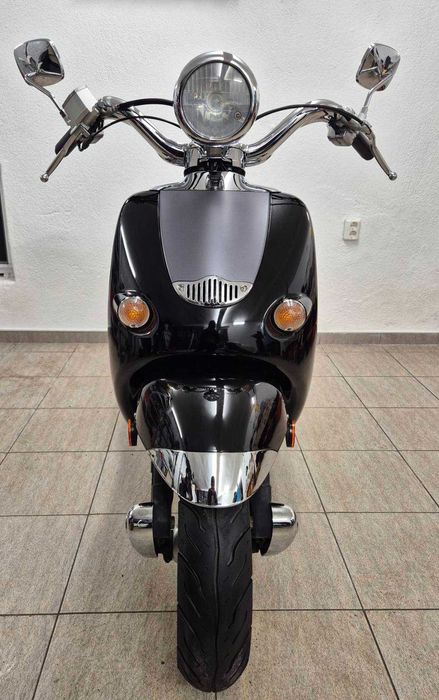 Скутери Sym Jet Suzuki Piaggio Yamaha Honda Aprilia
