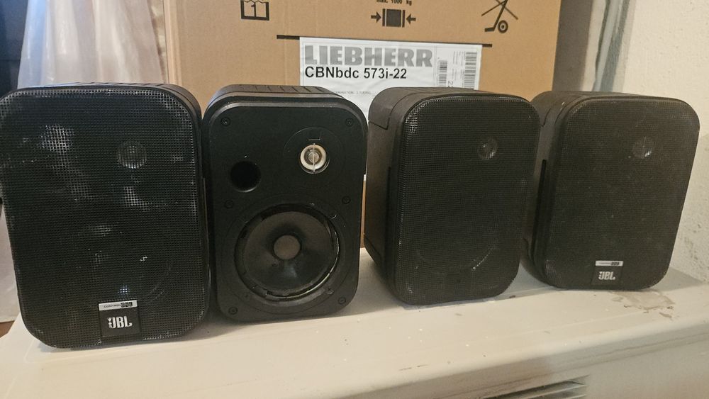 Jbl control one работещи