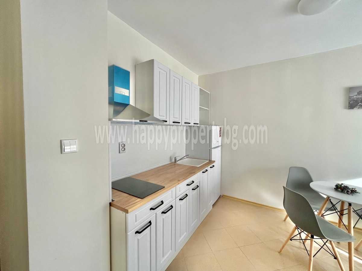 Продава се Двустаен апартамент в к.к. Слънчев бряг - 57 кв.м за 1106 €/кв.м - Снимка #4