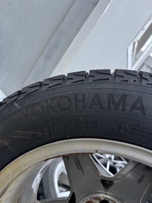 4бр КАТО НОВИ ЗИМНИ Гуми Yokohama 275/55/19 DOT2022г