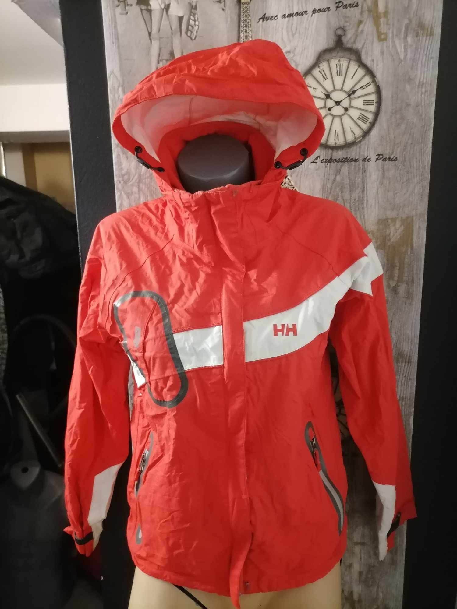 Дамски якета Helly Hansen