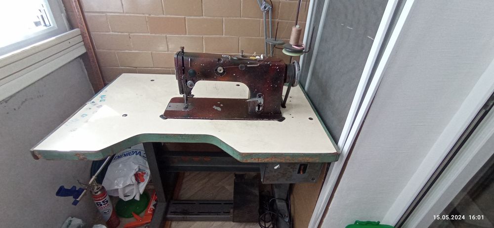 Швейная машина 1022 класс