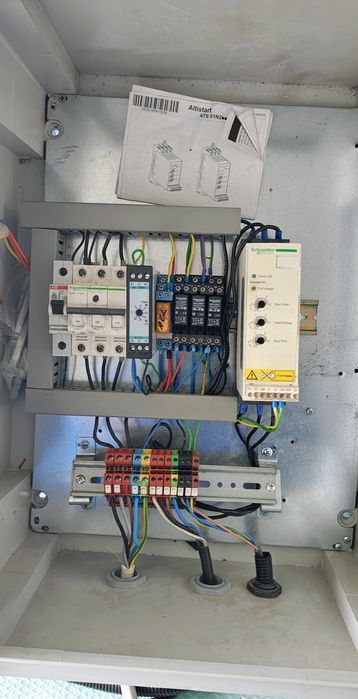 Centrifugă covoare profesională