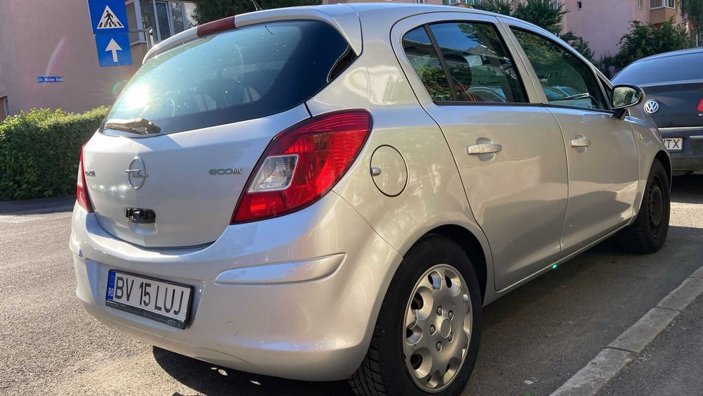 Opel Corsa D 1.3 CDTI – ideală pentru oraș, consum redus