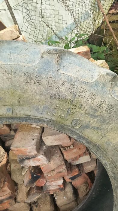 Cauciuc radial 320/85r28 (12,4r 28)