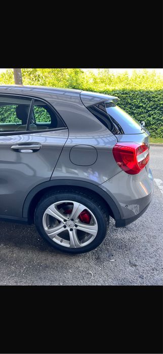 Mercedes Benz GLA