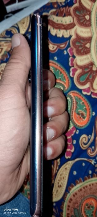 Samsung s20 xolati yaxshi