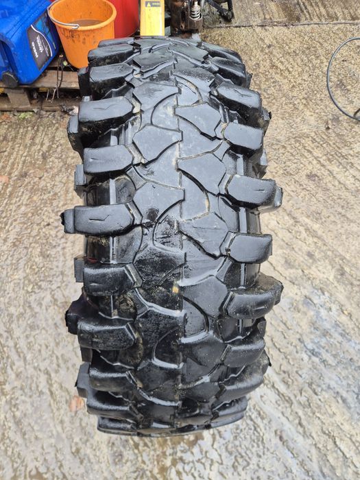 Vand jante cu anvelope 35×12,5×15 Journey Claw