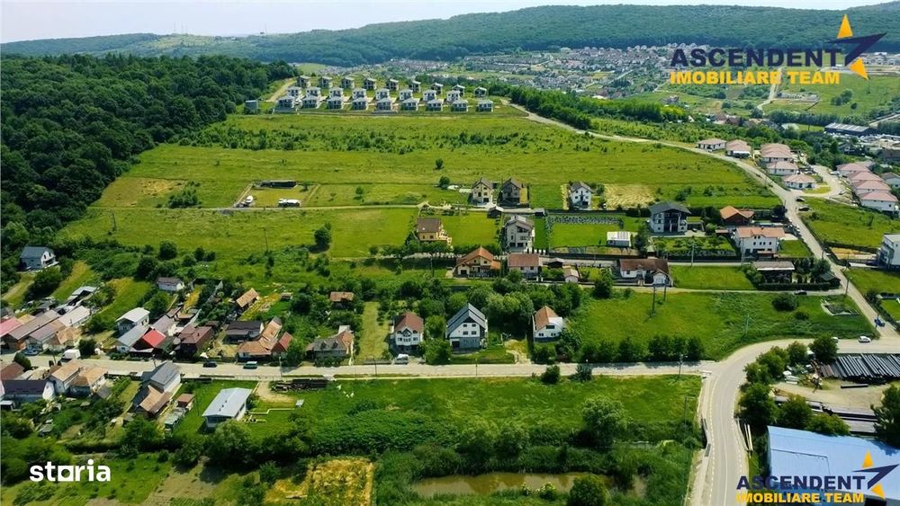 Vila cu dotari premium, vedere pretioasa,garaj, securizare, Corunca, M