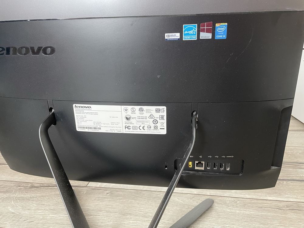 Компьютер-моноблок Lenovo