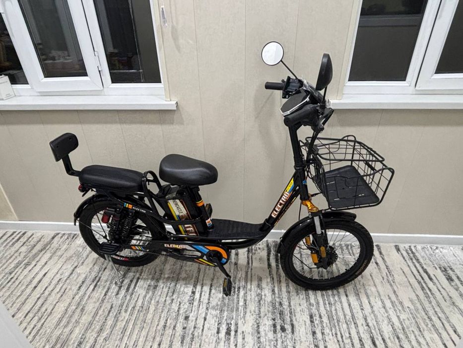 Elektro velosiped sotiladi