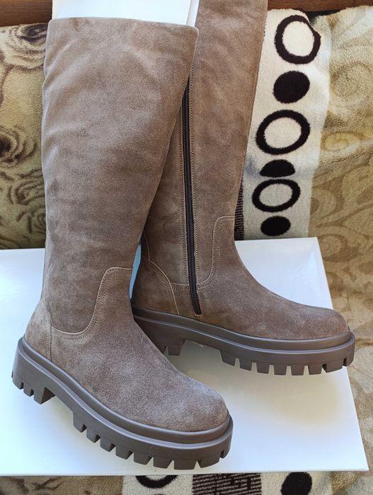 Нови ботуши ABOUT YOU 'Philippa' Естествена кожа