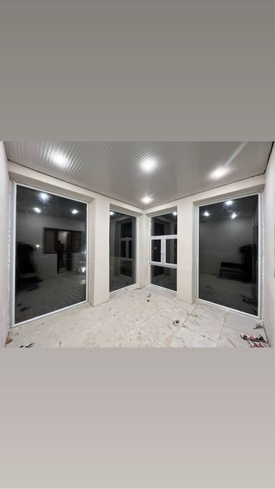 Пластиковые и алюминиевые окна двери витражи перегародки