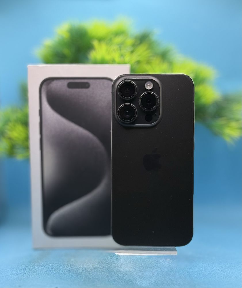 ГАРАНЦИОНЕН!!! Apple iPhone 15 Pro, 128GB, 5G, Black Titanium
