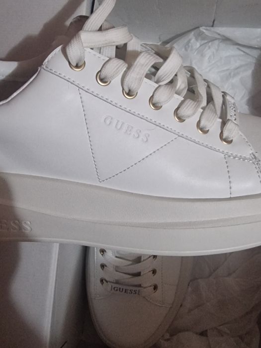 Adidasi guess barbati