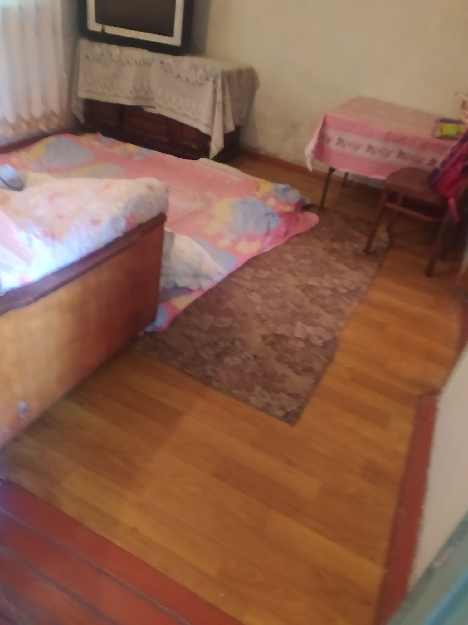 Продаётся на Кайнар булаке  недалеко от базара