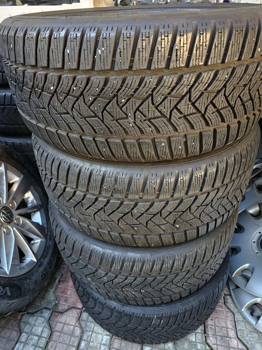 Cauciucuri 225 40 18