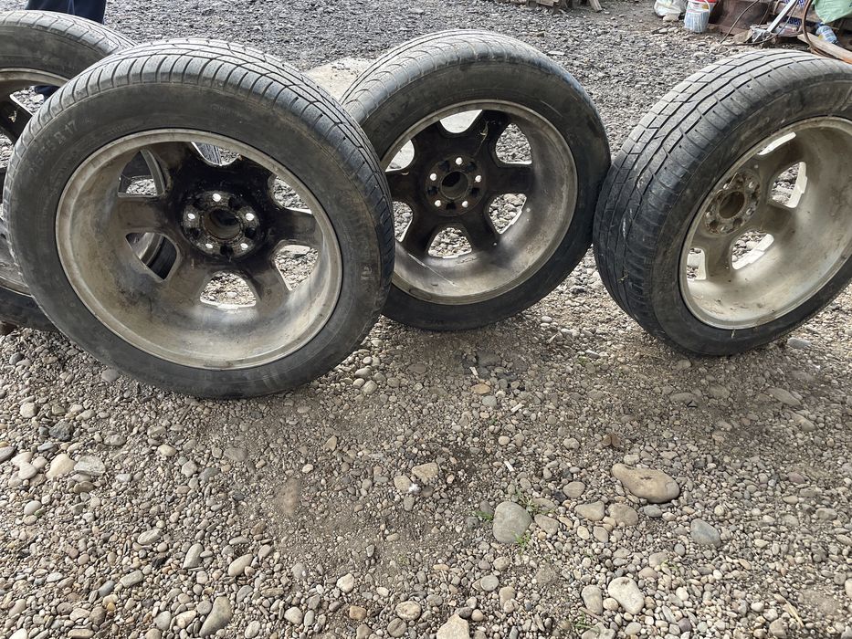 Jante R 17 cu anvelope pentru land rover