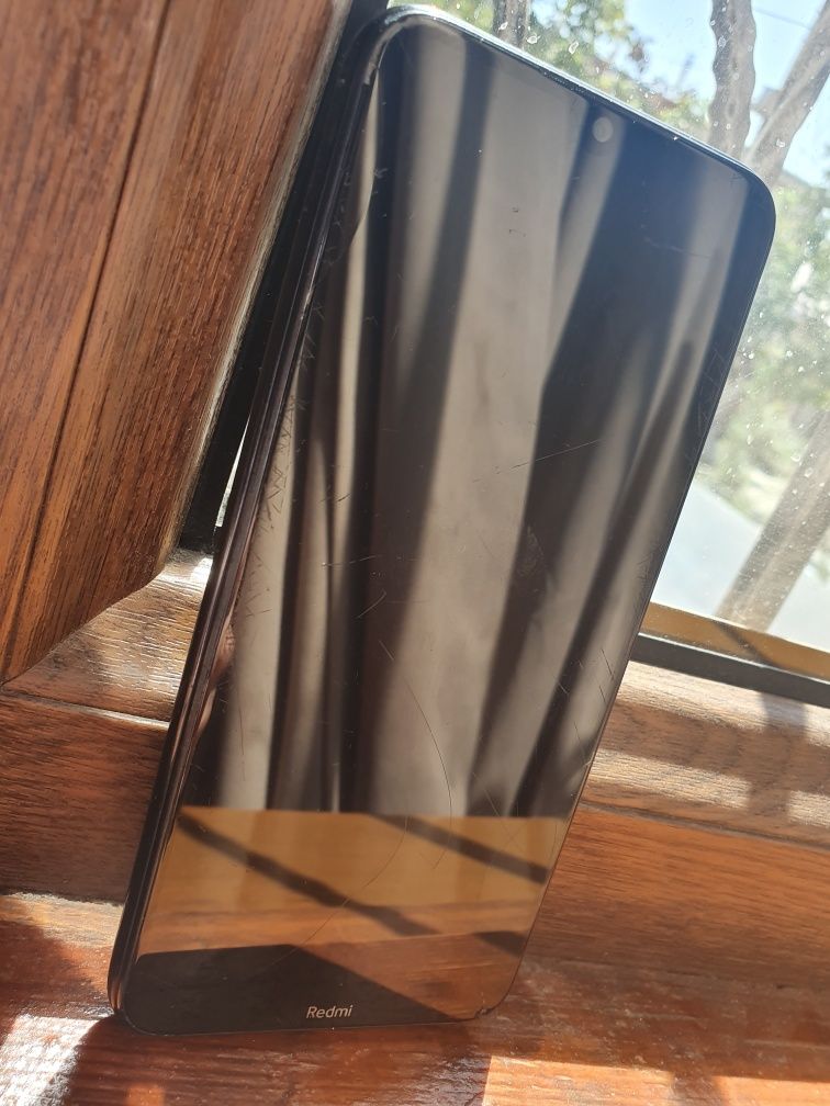 REDMI  NOTE8   64gb