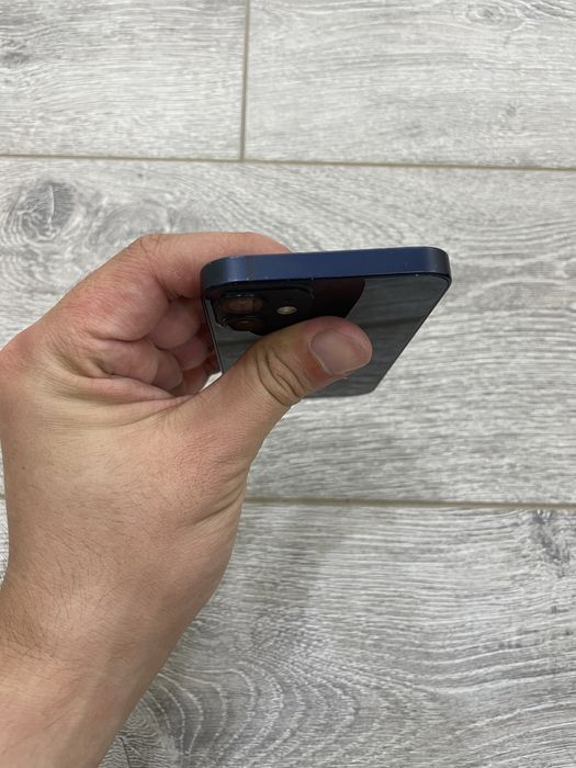 iPhone 12 mini ideal ochilmagan