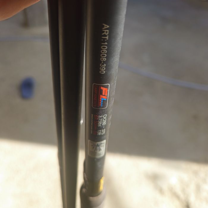 Vând doua lansete fl strategis 3.9m 3.75lbs