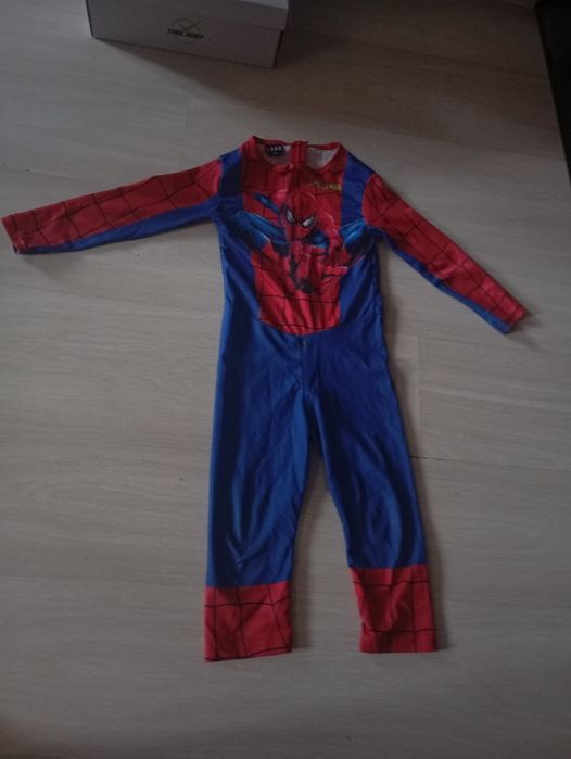 Костюмы на прокат в хорошем состоянии