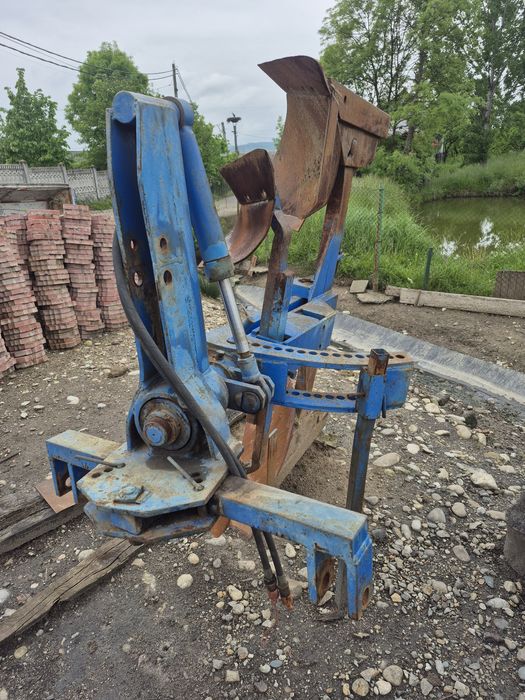 Tractor Ursus C385 (85CP)