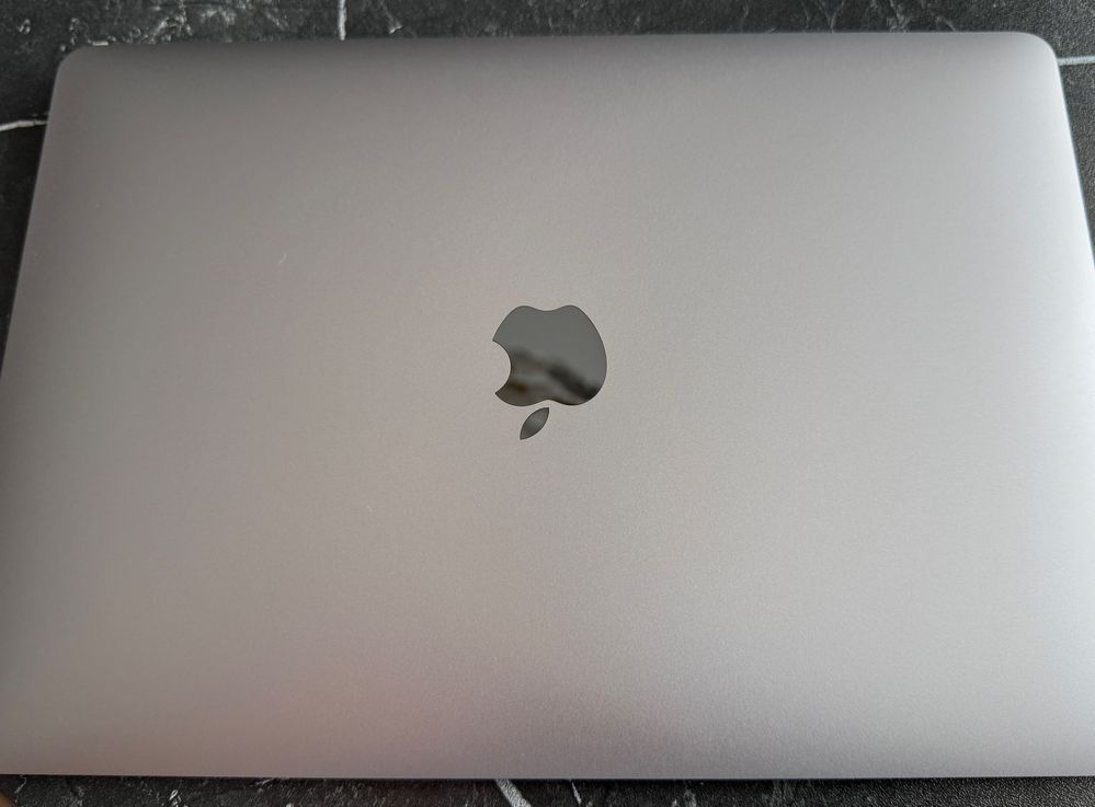 Продается Macbook air m1 16/256