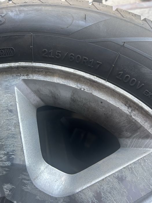 Vand jante aluminiu  5 x114,3 si cauciucuri ,  215x60 x17