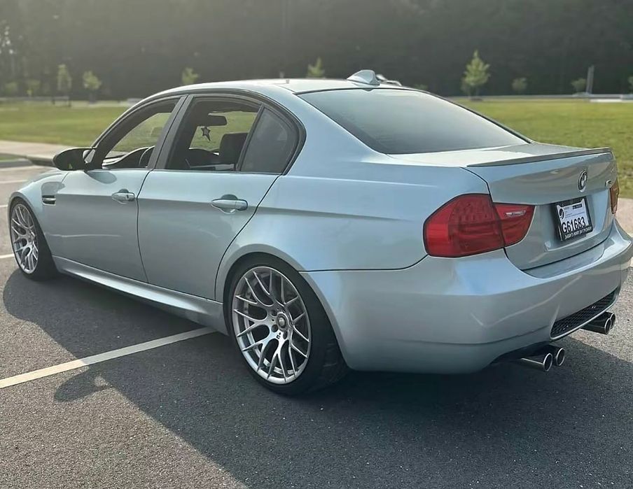 BMW E90 M3 2009.
