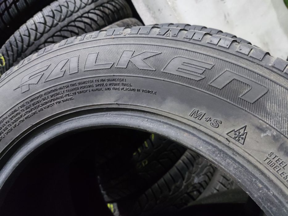 2бр зимни гуми 185/65/15 Falken EuroWinter
6.5mm
Без лепенки и кривини