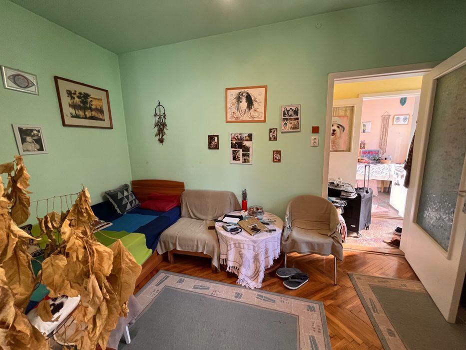 Casa/Apartment de vânzare, 2 camere, mobilat, central