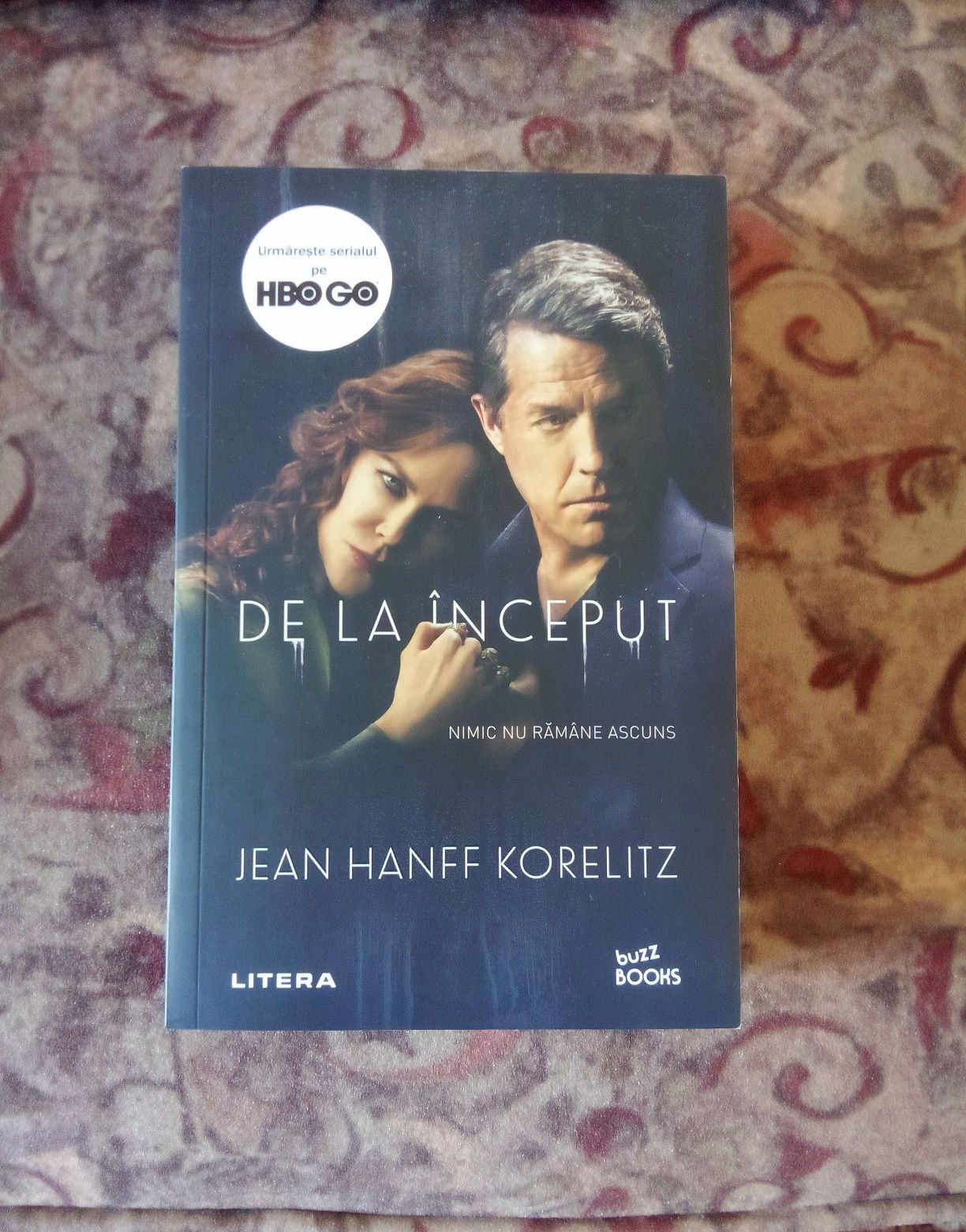 Roman "De la inceput" de Jean Hanff Korelitz