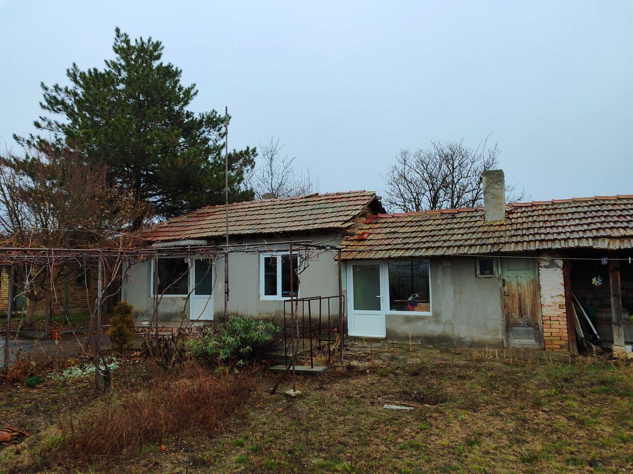 Продава се Къща в с. Ведрина, Област Добрич - 90 кв.м за 399 €/кв.м - Снимка #3