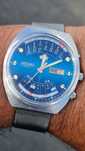 Ceas orient multicalendar.